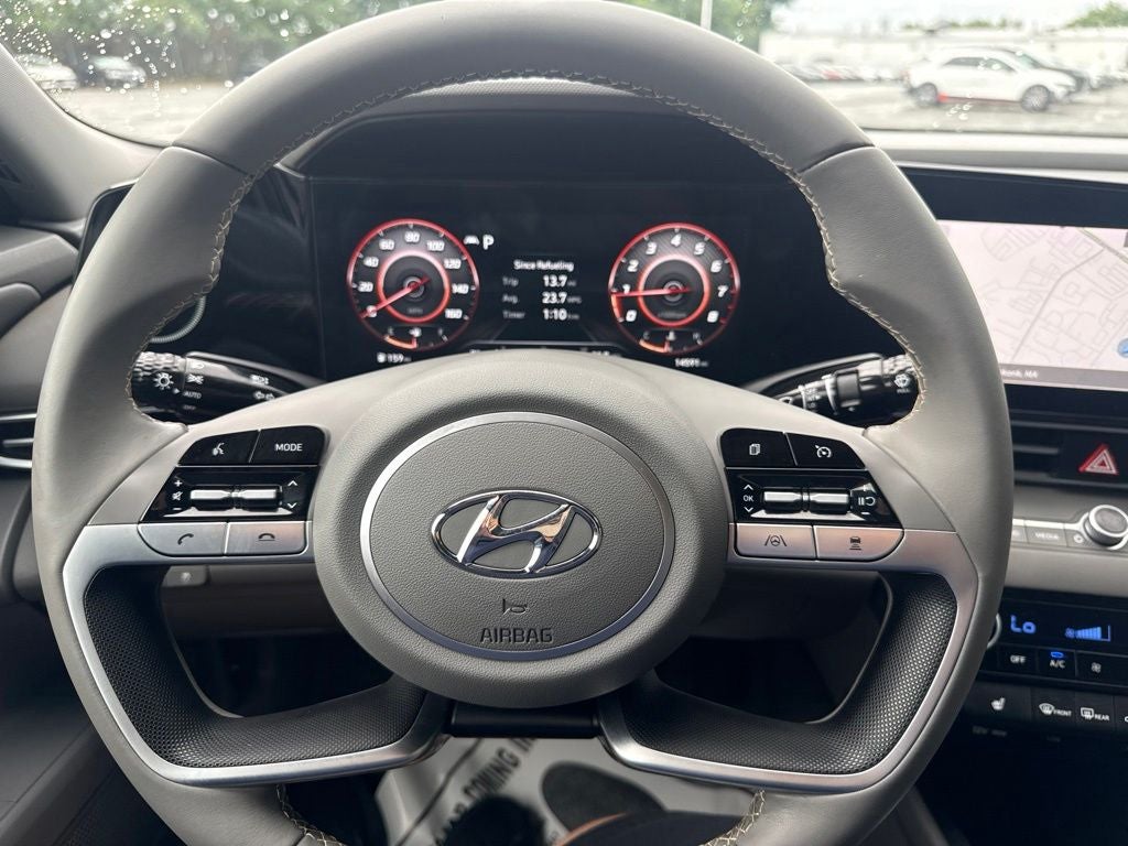 2023 Hyundai ELANTRA SEL