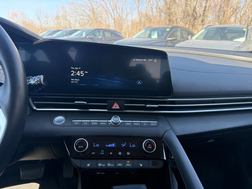 2023 Hyundai ELANTRA SEL