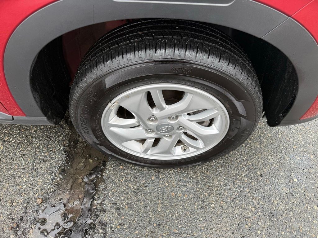 2025 Hyundai VENUE SE