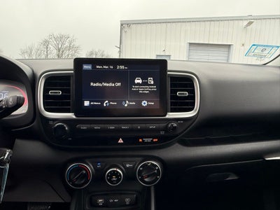 2025 Hyundai VENUE SE