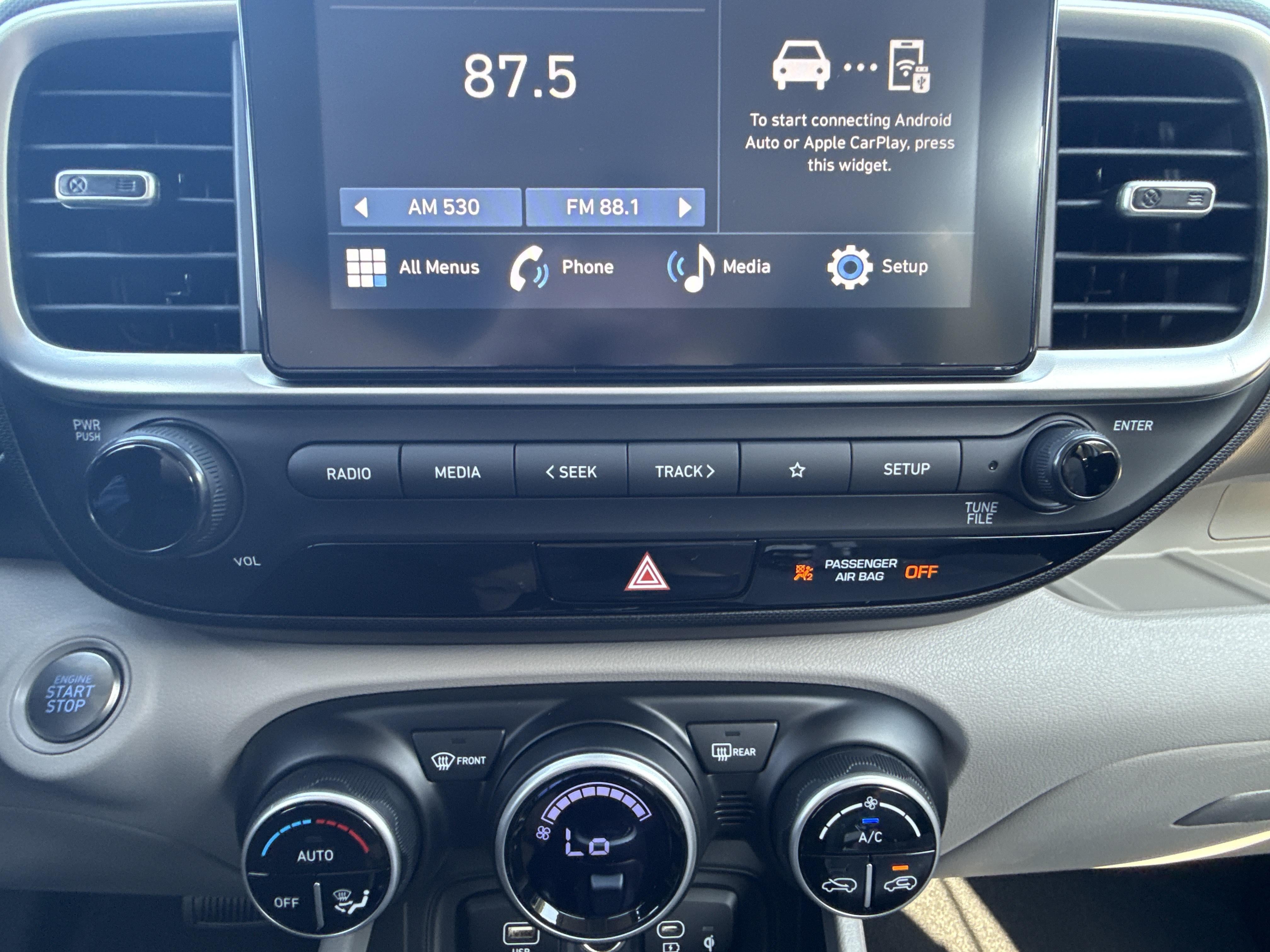 2026 Hyundai VENUE SEL
