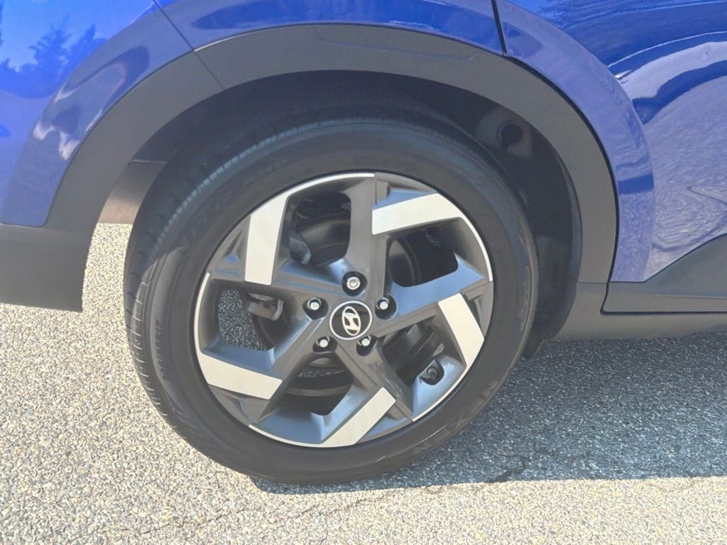 2023 Hyundai VENUE Limited