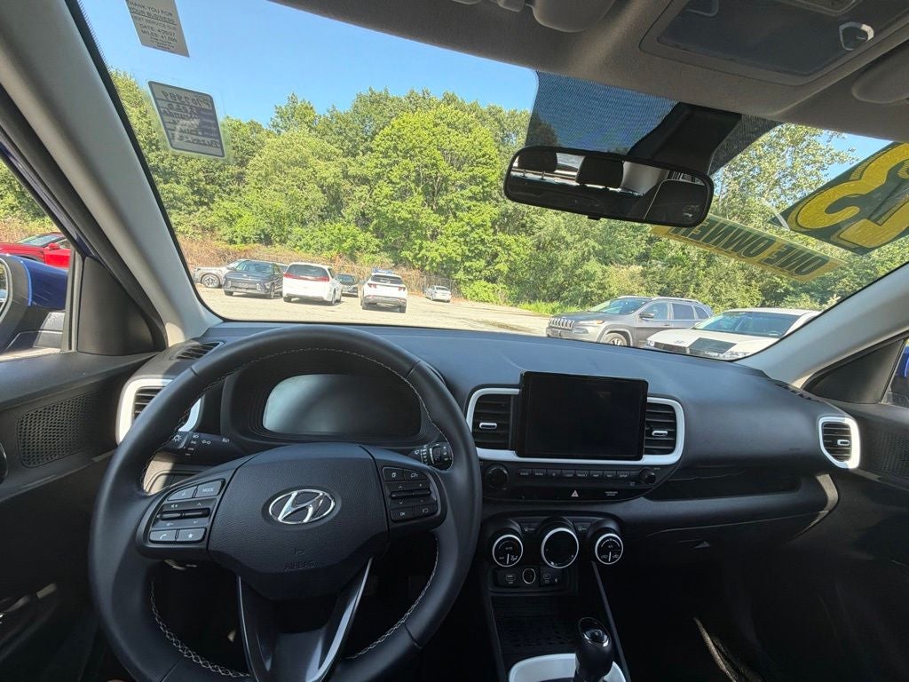 2023 Hyundai VENUE Limited