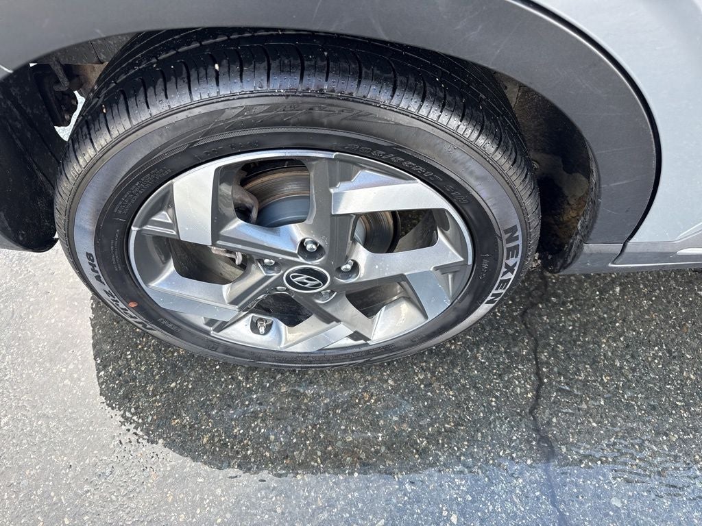 2022 Hyundai VENUE Limited