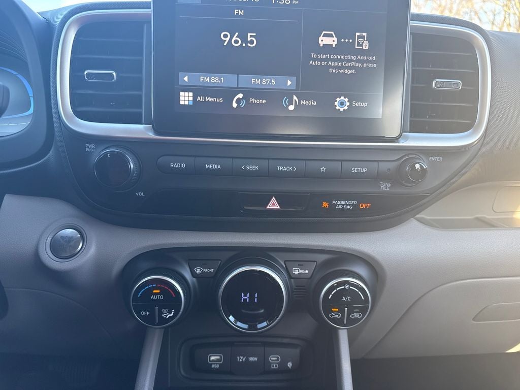 2026 Hyundai VENUE SEL