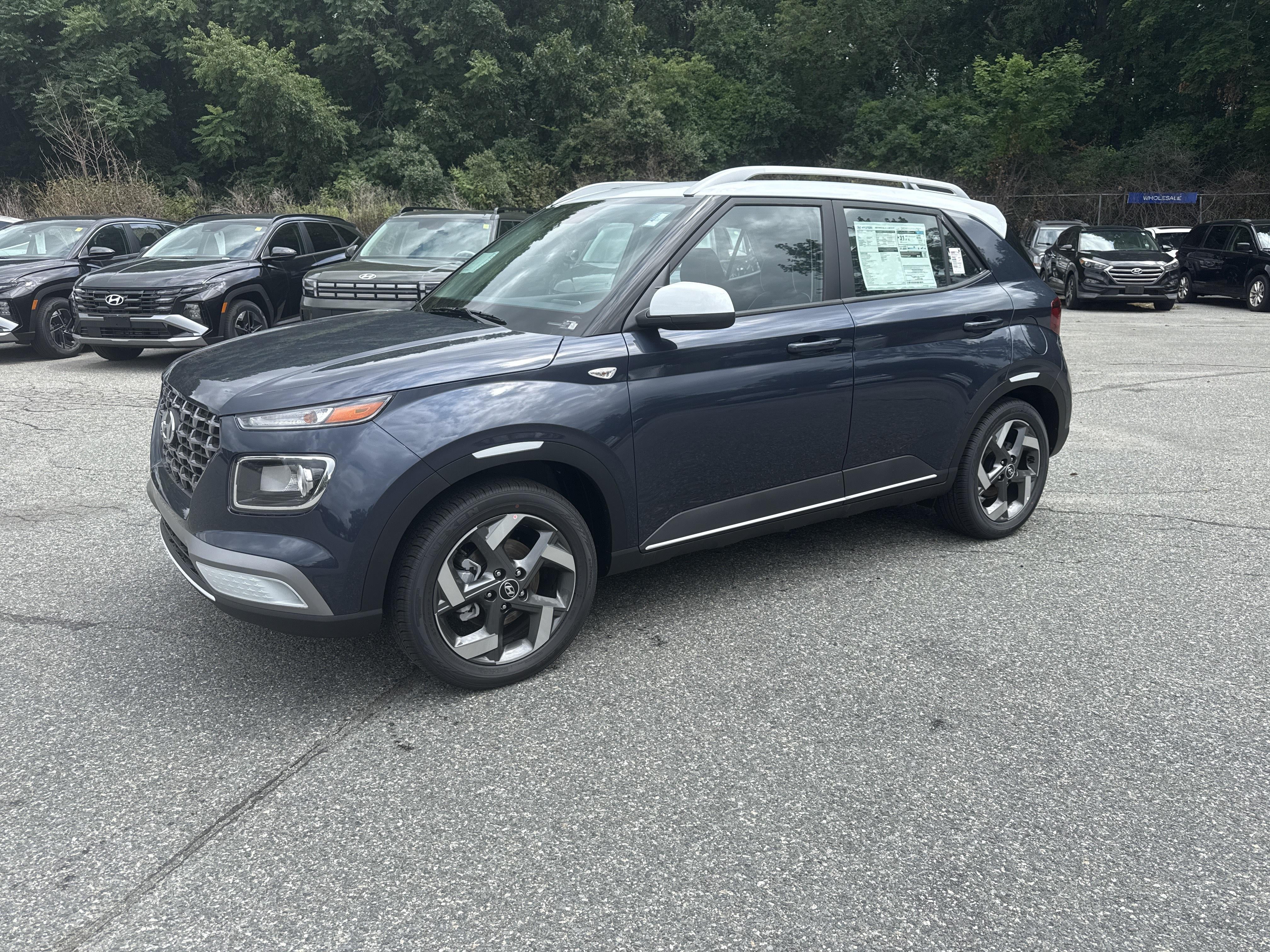 2026 Hyundai VENUE SEL