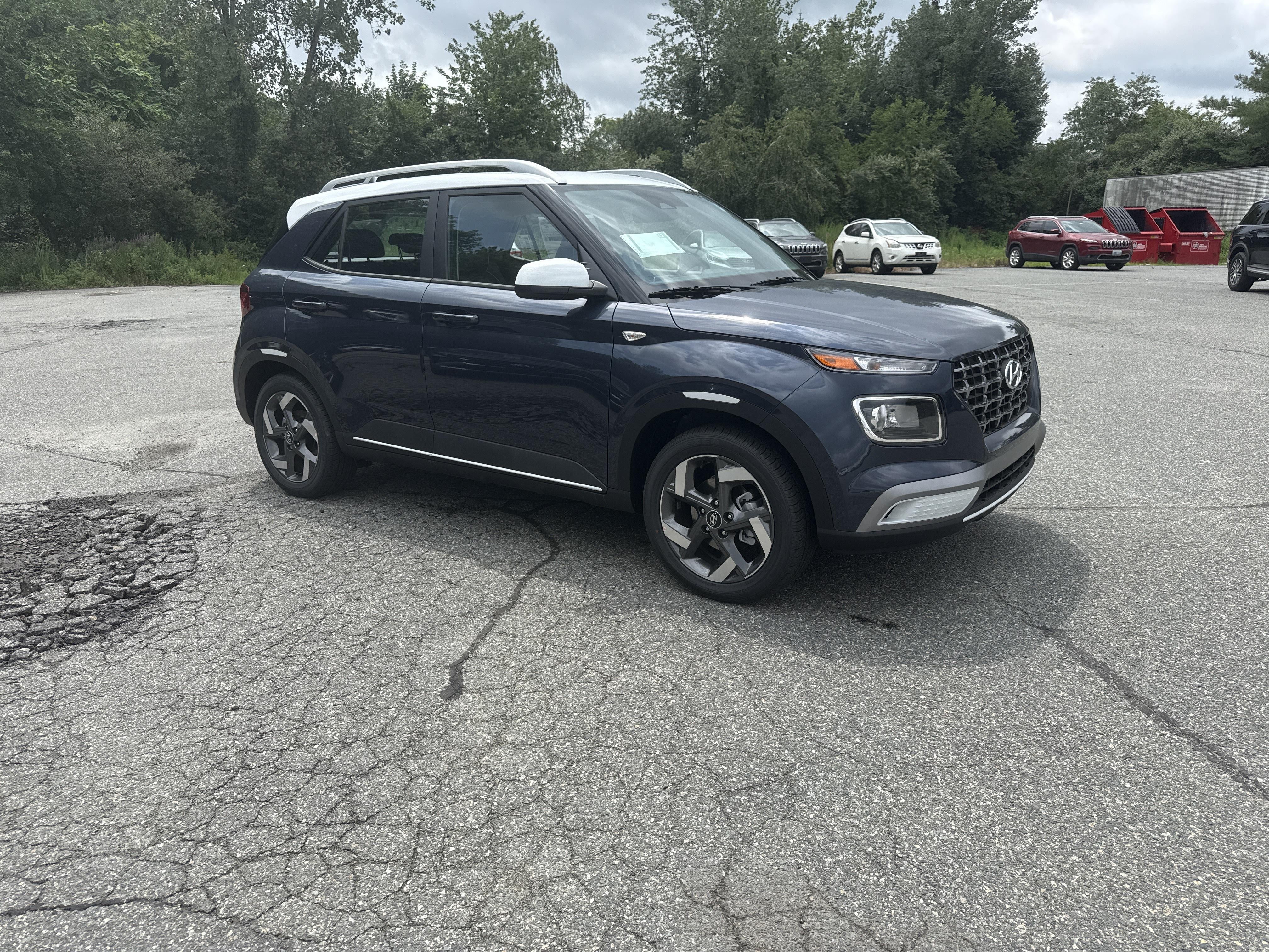 2026 Hyundai VENUE SEL
