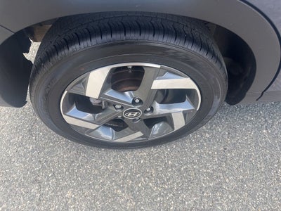 2023 Hyundai VENUE Limited