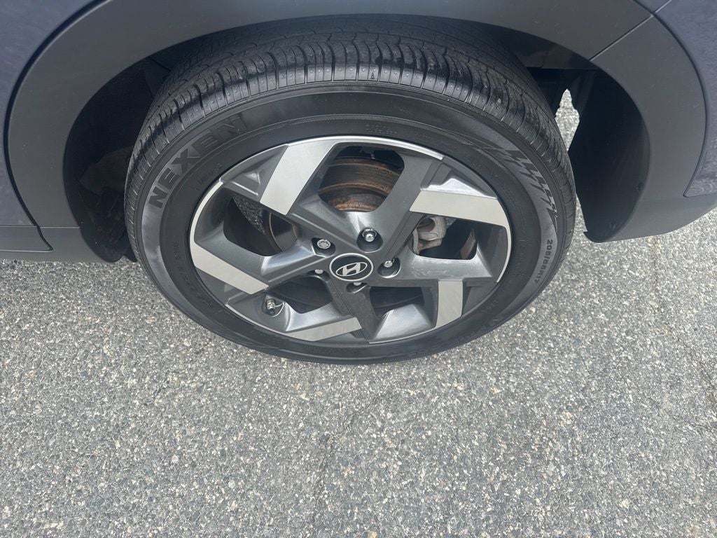 2023 Hyundai VENUE Limited