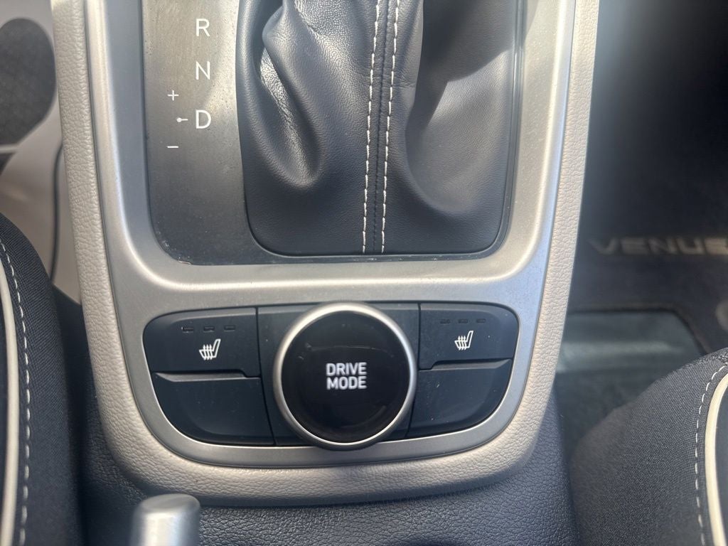 2023 Hyundai VENUE Limited