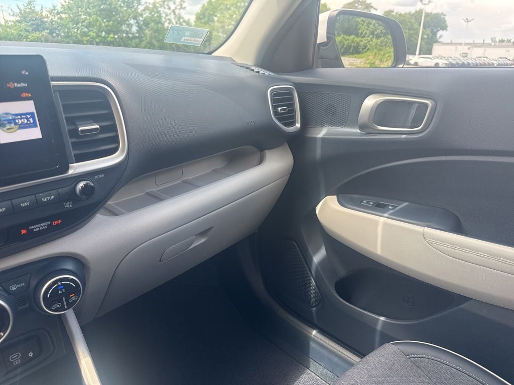 2023 Hyundai VENUE Limited