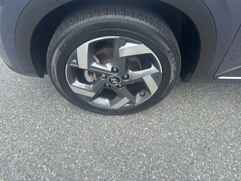 2023 Hyundai VENUE Limited