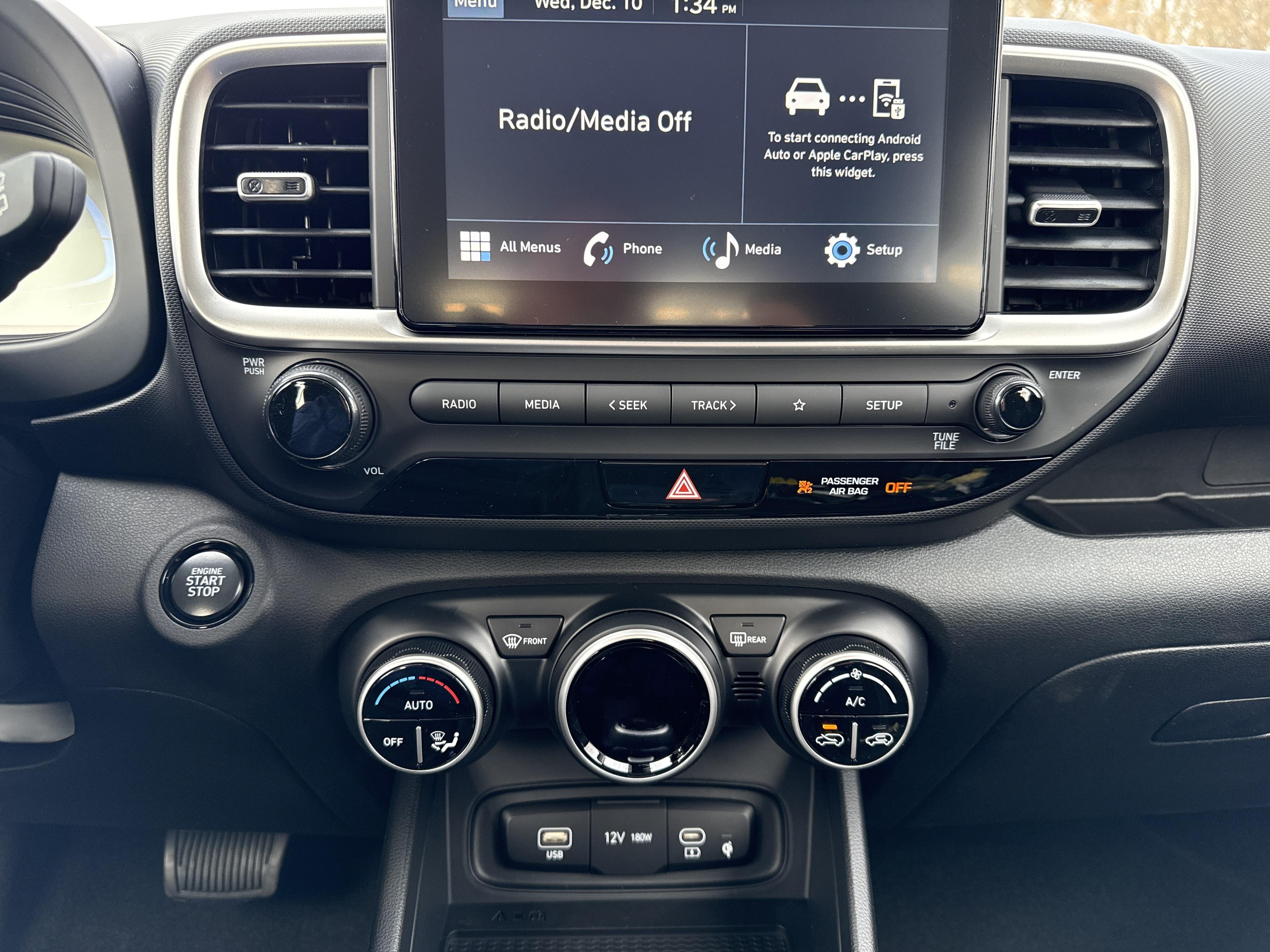 2026 Hyundai VENUE SEL