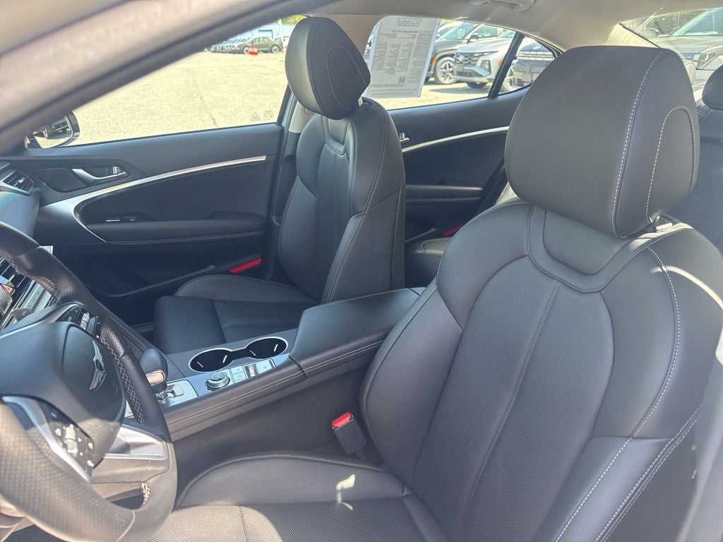 2025 Genesis G70 2.5T