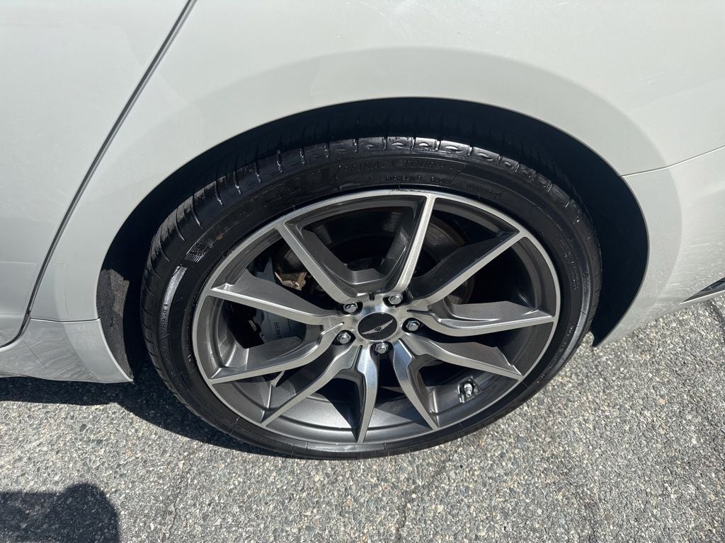 2025 Genesis G70 2.5T