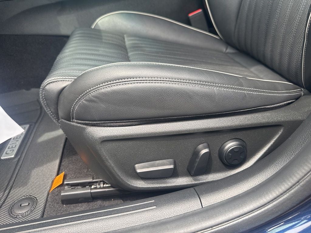 2023 Genesis G70 3.3T