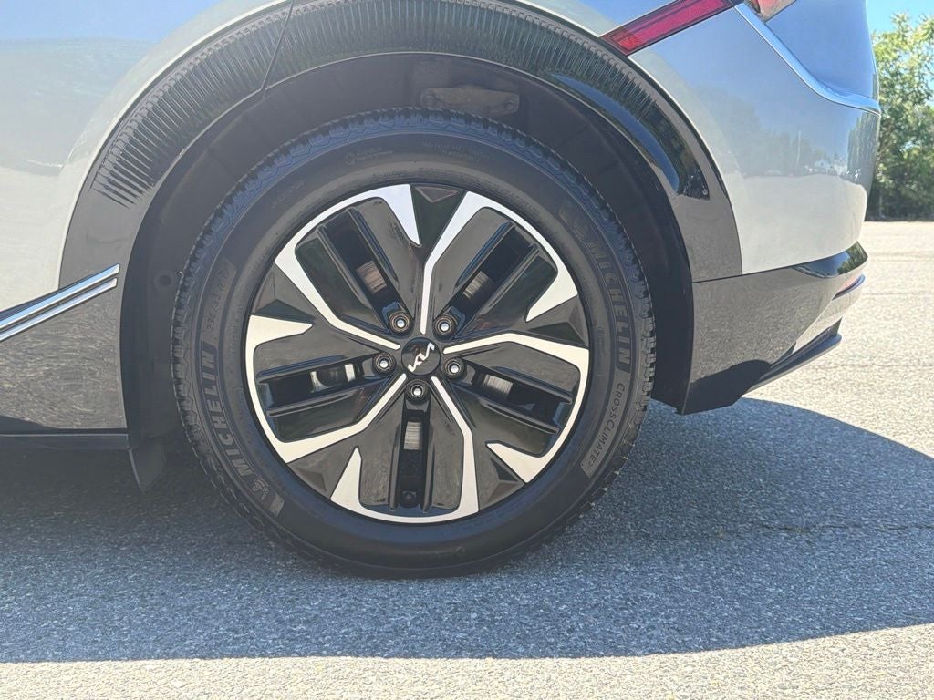 2022 Kia EV6 Wind