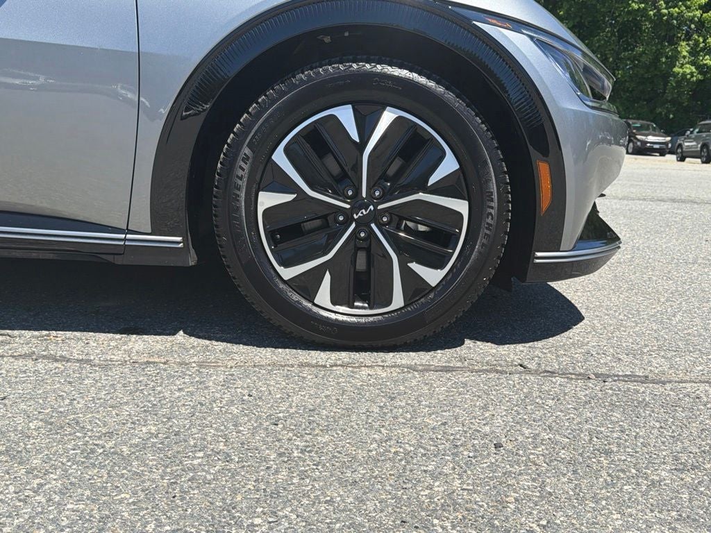 2022 Kia EV6 Wind