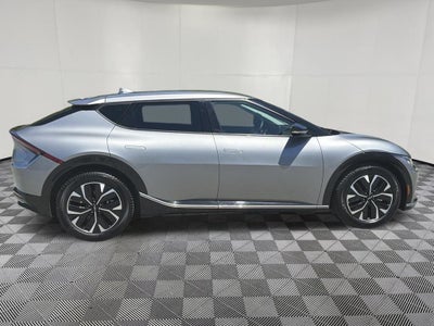 2022 Kia EV6 Wind