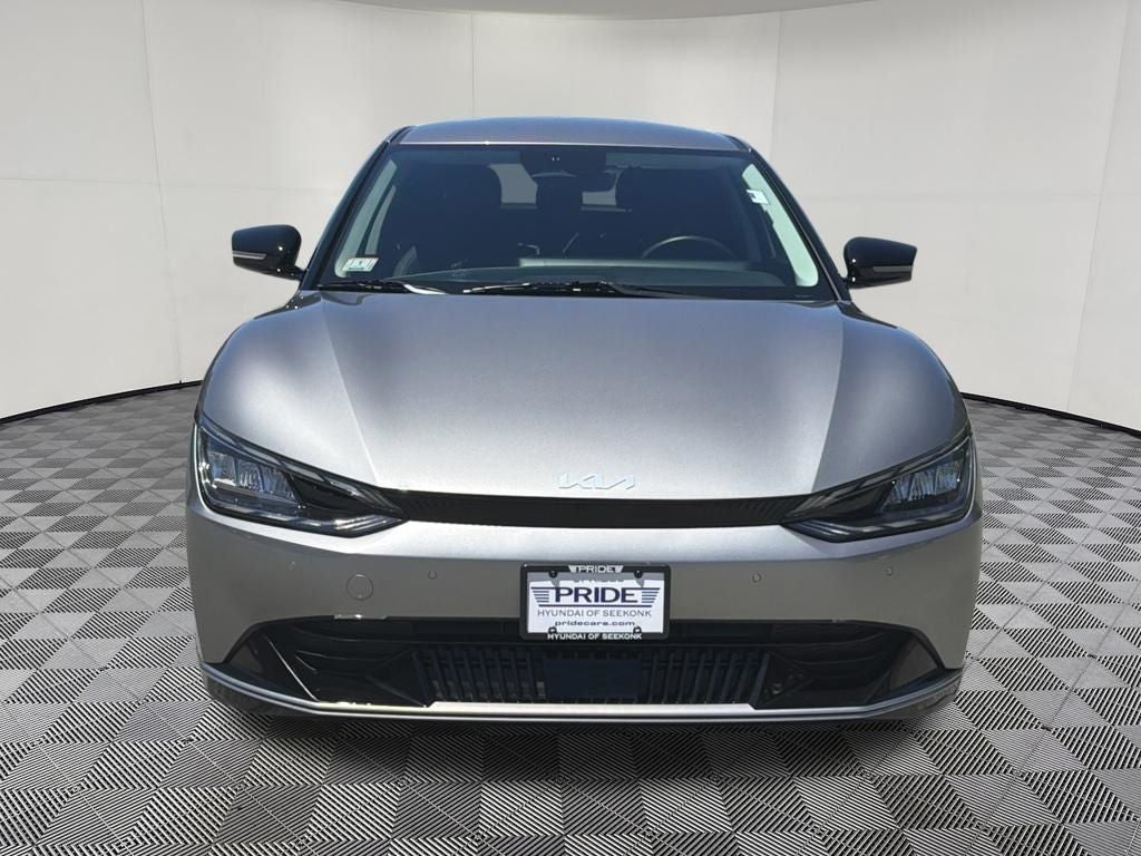 2022 Kia EV6 Wind
