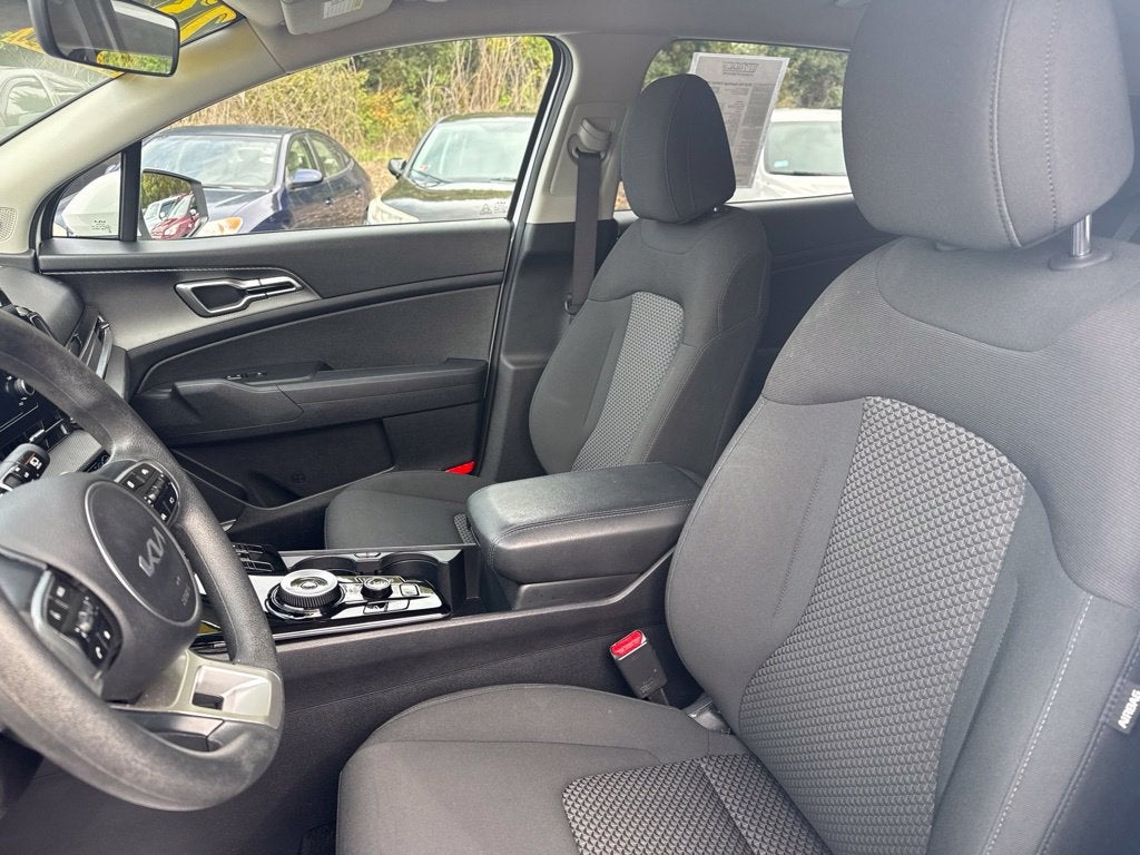 2023 Kia Sportage Hybrid LX