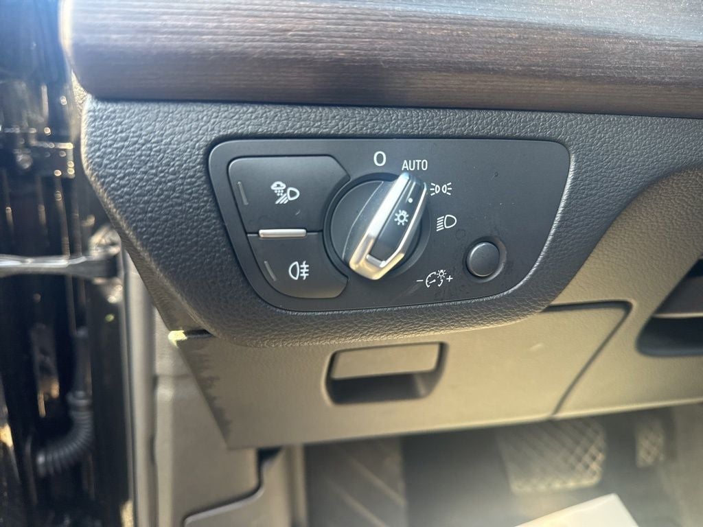 2023 Audi Q5 Sportback 45 S line Premium quattro