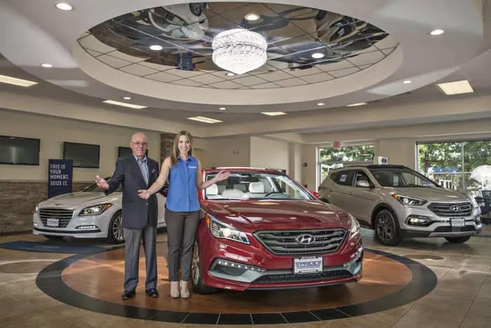 Pride Hyundai Car Showroom
